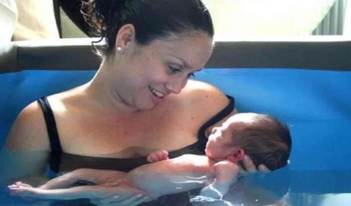 الولادة في الماء