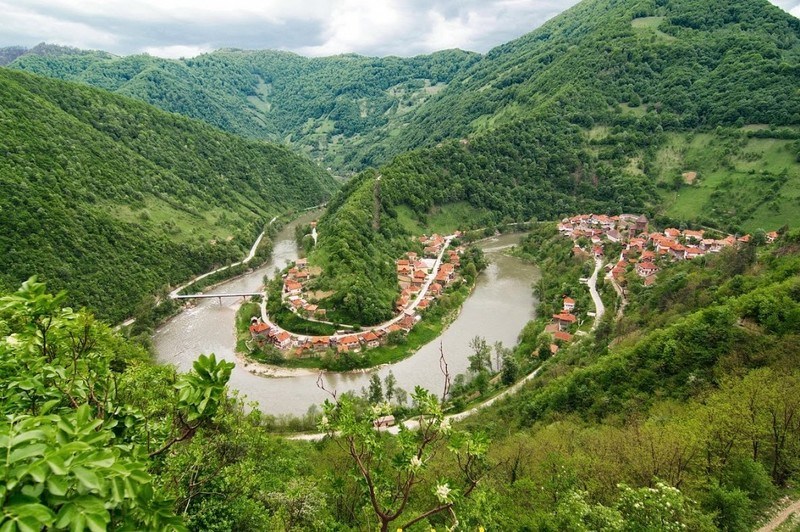 السياحة في البوسنة للسعوديين