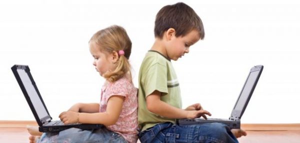 تأثير مواقع التواصل الاجتماعي على الأطفال