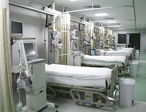 أحد غرف مراكز العناية الصحية بمستشفى الحمادى