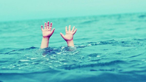 تفسير حلم الغرق في البحر والنجاة منه